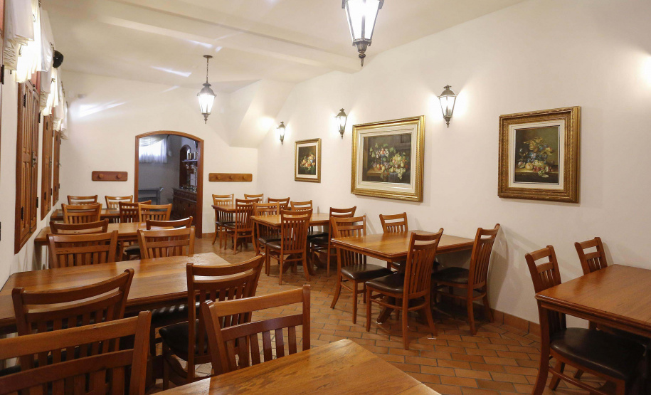 Cave Colinas de Pedra, em Piraquara. Antiga estação de Roça Nova, hoje funciona o restaurante da Cave.Piraquara, 30-04-19.Foto: Arnaldo Alves / ANPr.