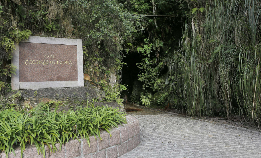 Cave Colinas de Pedra, em Piraquara. Antigo tunel da RFFSA, hoje funciona como Cave.Piraquara, 30-04-19.Foto: Arnaldo Alves / ANPr.