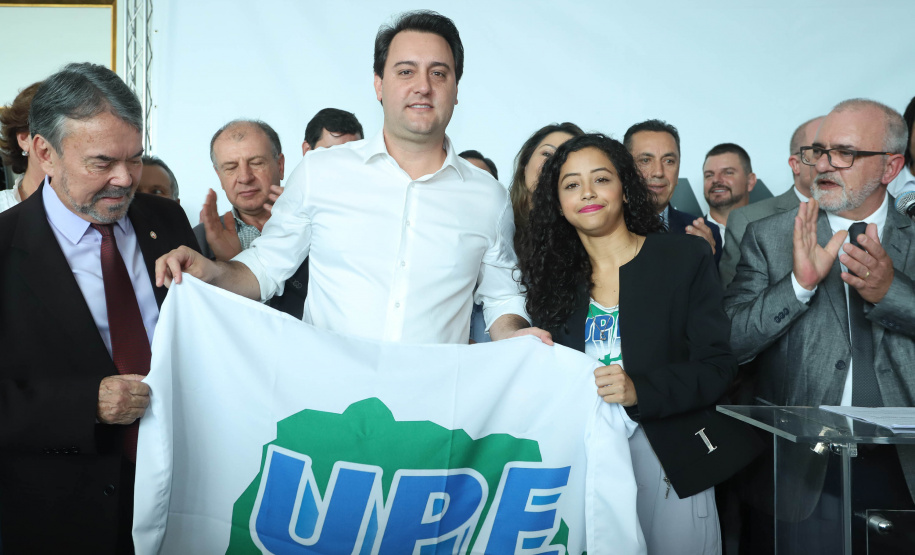 O governador Carlos Massa Ratinho Junior disse nesta quarta-feira (22), no lançamento oficial da Superintendência Geral de Diálogo e Interação Social (Sudis), que o Governo do Paraná está aberto ao diálogo e vai trabalhar diariamente para atender as demandas de todos os setores da sociedade, principalmente dos mais necessitados, em respeito ao compromisso com a construção de um Estado moderno e protetivo.Foto: Rodrigo Felix Leal/ANPr