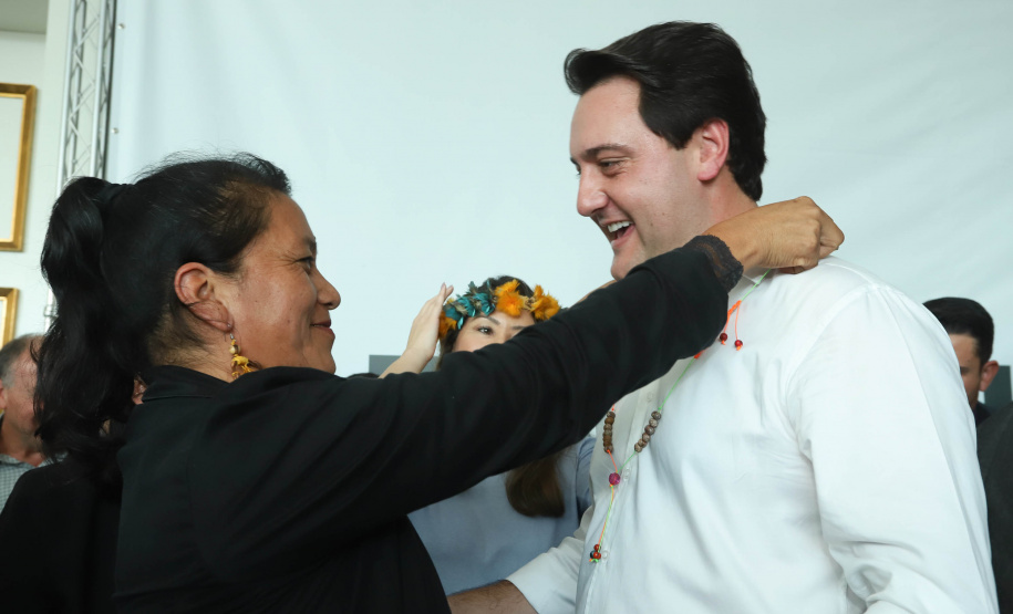 O governador Carlos Massa Ratinho Junior disse nesta quarta-feira (22), no lançamento oficial da Superintendência Geral de Diálogo e Interação Social (Sudis), que o Governo do Paraná está aberto ao diálogo e vai trabalhar diariamente para atender as demandas de todos os setores da sociedade, principalmente dos mais necessitados, em respeito ao compromisso com a construção de um Estado moderno e protetivo.Foto: Rodrigo Felix Leal/ANPr