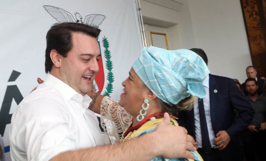 O governador Carlos Massa Ratinho Junior disse nesta quarta-feira (22), no lançamento oficial da Superintendência Geral de Diálogo e Interação Social (Sudis), que o Governo do Paraná está aberto ao diálogo e vai trabalhar diariamente para atender as demandas de todos os setores da sociedade, principalmente dos mais necessitados, em respeito ao compromisso com a construção de um Estado moderno e protetivo.Foto: Gilson Abreu/ANPr