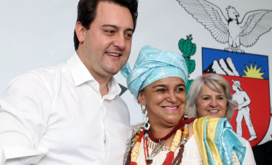 O governador Carlos Massa Ratinho Junior disse nesta quarta-feira (22), no lançamento oficial da Superintendência Geral de Diálogo e Interação Social (Sudis), que o Governo do Paraná está aberto ao diálogo e vai trabalhar diariamente para atender as demandas de todos os setores da sociedade, principalmente dos mais necessitados, em respeito ao compromisso com a construção de um Estado moderno e protetivo.Foto: Gilson Abreu/ANPr