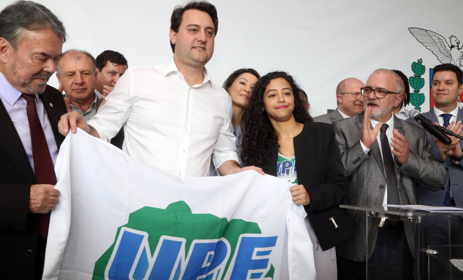 O governador Carlos Massa Ratinho Junior disse nesta quarta-feira (22), no lançamento oficial da Superintendência Geral de Diálogo e Interação Social (Sudis), que o Governo do Paraná está aberto ao diálogo e vai trabalhar diariamente para atender as demandas de todos os setores da sociedade, principalmente dos mais necessitados, em respeito ao compromisso com a construção de um Estado moderno e protetivo.Foto: Gilson Abreu/ANPr