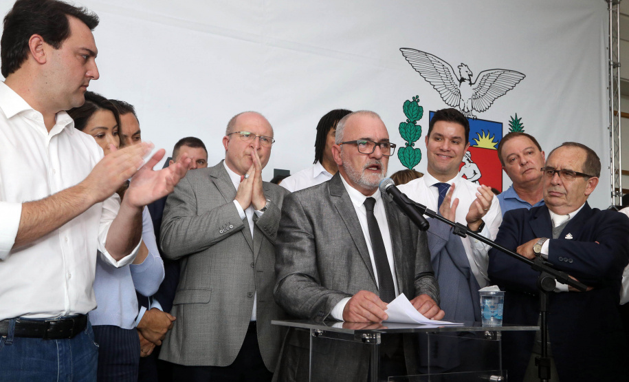 O governador Carlos Massa Ratinho Junior disse nesta quarta-feira (22), no lançamento oficial da Superintendência Geral de Diálogo e Interação Social (Sudis), que o Governo do Paraná está aberto ao diálogo e vai trabalhar diariamente para atender as demandas de todos os setores da sociedade, principalmente dos mais necessitados, em respeito ao compromisso com a construção de um Estado moderno e protetivo.Foto: Gilson Abreu/ANPr