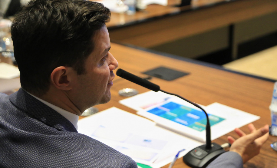 Chefes de 42 núcleos regionais do Governo do Estado das cidades de Londrina, Cornélio Procópio e Jacarezinho participaram nesta quarta-feira (22) de uma reunião com o governador Carlos Massa Ratinho Junior no Palácio Iguaçu, em Curitiba