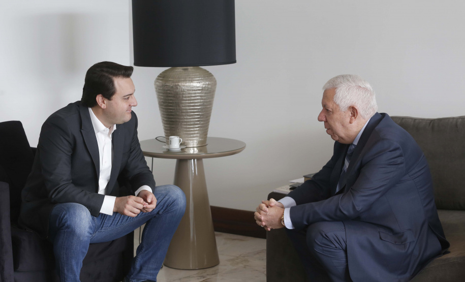 O governador Carlos Massa Ratinho Junior recebeu em seu gabinete o presidente da Assembléia de Deus, pastor Wagner Tadeu dos Santos Gaby e sua diretoria.Curitiba, 22-05-19Foto: Arnaldo Alves / ANPr