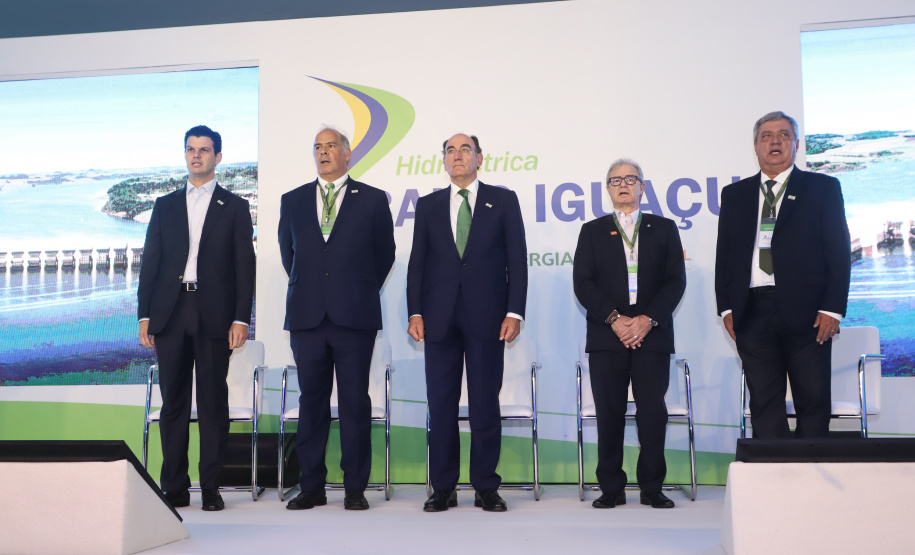 A Usina Hidrelétrica Baixo Iguaçu, último aproveitamento energético do Rio Iguaçu, foi inaugurada nesta quinta-feira (23) em Capanema, no Sudoeste do Estado. O empreendimento foi construído por um consórcio formado pela Copel e a Neonergia e recebeu investimento de R$ 2,3 bilhões. Foto: Rodrigo Felix Leal/ANPr