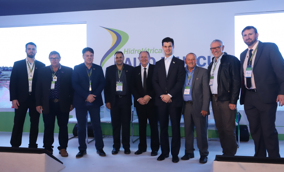 A Usina Hidrelétrica Baixo Iguaçu, último aproveitamento energético do Rio Iguaçu, foi inaugurada nesta quinta-feira (23) em Capanema, no Sudoeste do Estado. O empreendimento foi construído por um consórcio formado pela Copel e a Neonergia e recebeu investimento de R$ 2,3 bilhões. Foto: Rodrigo Felix Leal/ANPr