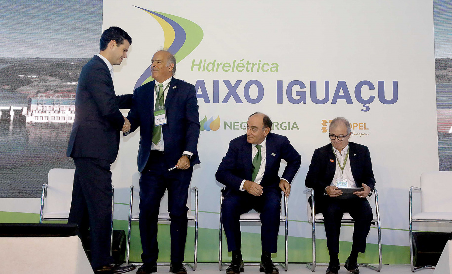 A Usina Hidrelétrica Baixo Iguaçu, último aproveitamento energético do Rio Iguaçu, foi inaugurada nesta quinta-feira (23) em Capanema, no Sudoeste do Estado