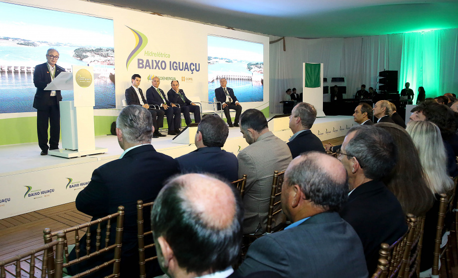 A Usina Hidrelétrica Baixo Iguaçu, último aproveitamento energético do Rio Iguaçu, foi inaugurada nesta quinta-feira (23) em Capanema, no Sudoeste do Estado