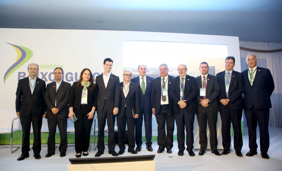 A Usina Hidrelétrica Baixo Iguaçu, último aproveitamento energético do Rio Iguaçu, foi inaugurada nesta quinta-feira (23) em Capanema, no Sudoeste do Estado