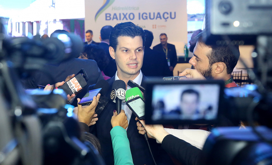 A Usina Hidrelétrica Baixo Iguaçu, último aproveitamento energético do Rio Iguaçu, foi inaugurada nesta quinta-feira (23) em Capanema, no Sudoeste do Estado