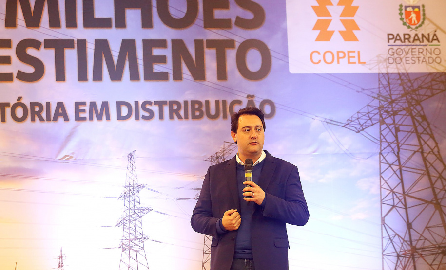 O governador Carlos Massa Ratinho Junior e o presidente da Copel, Daniel Pimentel Slaviero, anunciaram nesta sexta-feira (24) os investimentos da Companhia na região Oeste do Paraná para os próximos três anos. Foto: Jaelson Lucas/ANPr