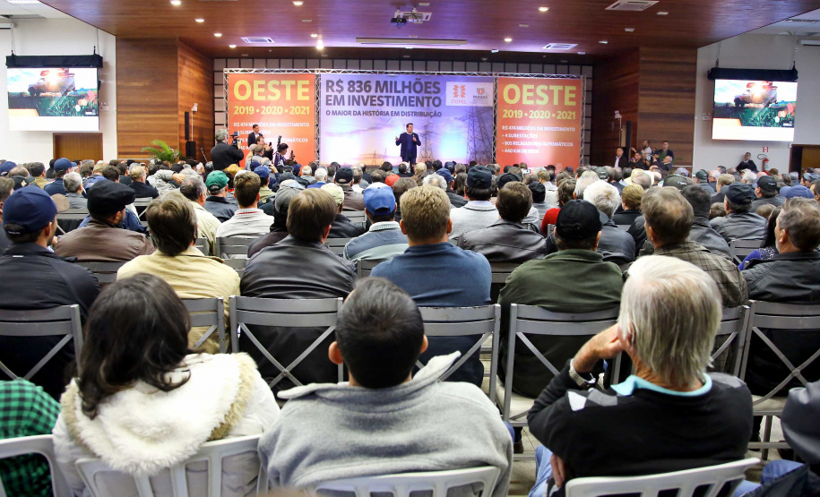 O governador Carlos Massa Ratinho Junior e o presidente da Copel, Daniel Pimentel Slaviero, anunciaram nesta sexta-feira (24) os investimentos da Companhia na região Oeste do Paraná para os próximos três anos. Foto: Jaelson Lucas/ANPr