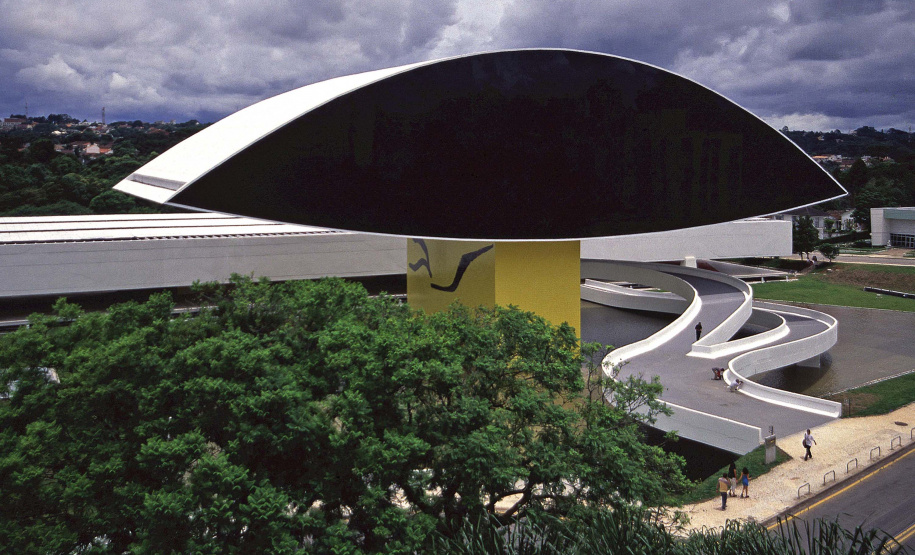 MON oferece programação especial no fim de semana