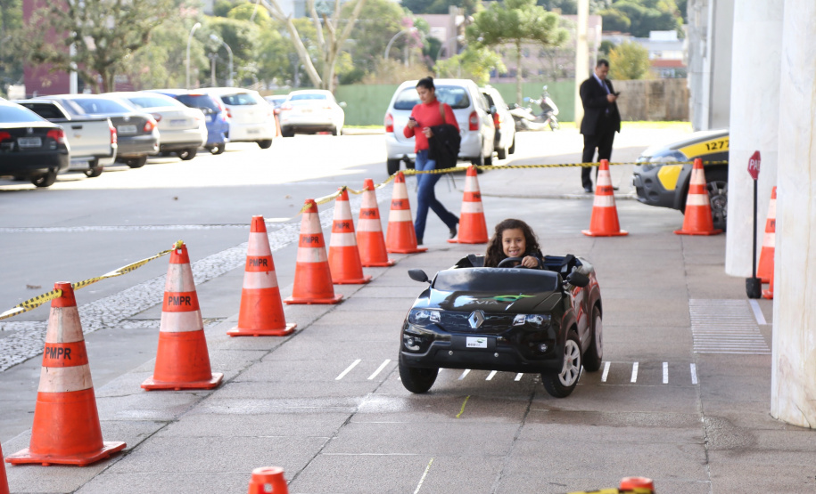 Exposição da PM e atividades educativas abrem 2ª Corrida da Casa Militar  -  Curitiba, 24/05/2019  -  Foto: José Fernando Ogura/ANPr