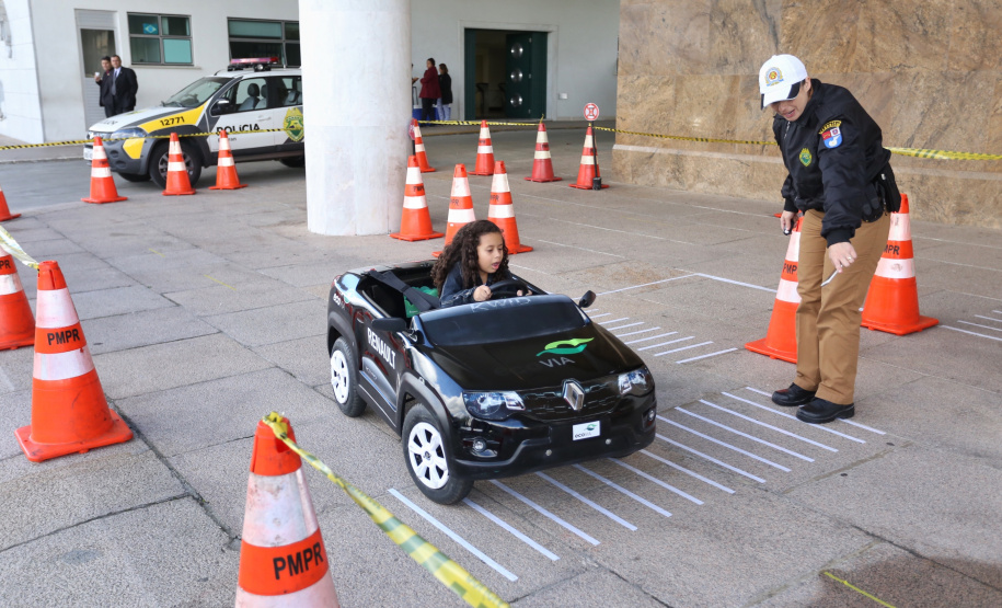 Exposição da PM e atividades educativas abrem 2ª Corrida da Casa Militar  -  Curitiba, 24/05/2019  -  Foto: José Fernando Ogura/ANPr