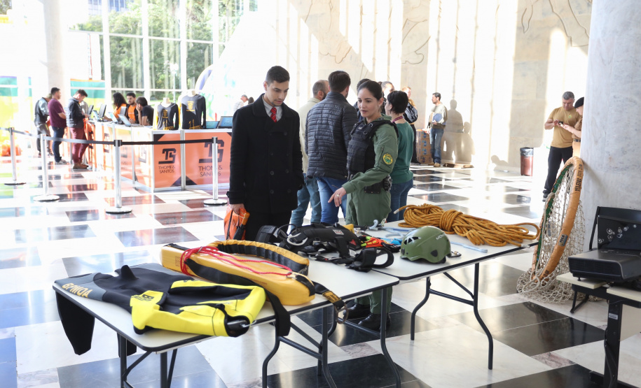 Exposição da PM e atividades educativas abrem 2ª Corrida da Casa Militar  -  Curitiba, 24/05/2019  -  Foto: José Fernando Ogura/ANPr