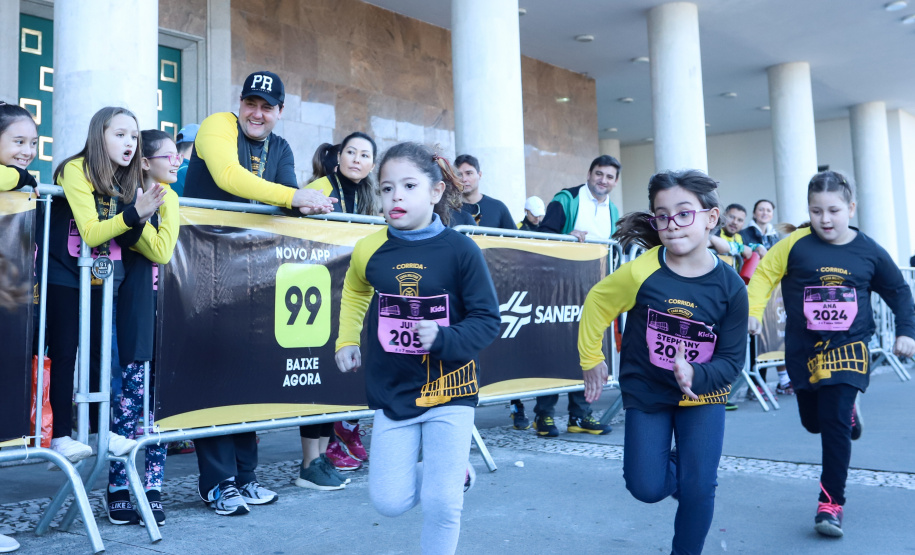 Governador Carlos Massa Ratinho Junior participa da 2ª Corrida da Casa Militar  -   Curitiba,26/05/2019 Foto: Rodrigo Félix Leal/ANPr