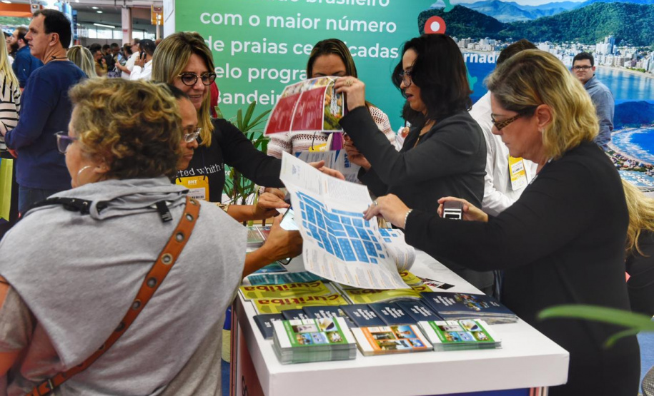 O Governo do Paraná apresentou as atrações turísticas do Estado durante a tradicional Feira BNT Mercosul, realizada neste final de semana. A edição de 2019 comemorou os 25 anos do evento e foi realizada em Itajaí (SC), com programação também em Balneário Camboriú e no Beto Carrero World.  -  Itajaí (SC), 26/05/2019  -  Foto:  Divulgação Paraná Turismo