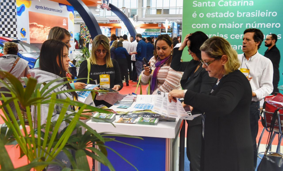 O Governo do Paraná apresentou as atrações turísticas do Estado durante a tradicional Feira BNT Mercosul, realizada neste final de semana. A edição de 2019 comemorou os 25 anos do evento e foi realizada em Itajaí (SC), com programação também em Balneário Camboriú e no Beto Carrero World.  -  Itajaí (SC), 26/05/2019  -  Foto:  Divulgação Paraná Turismo