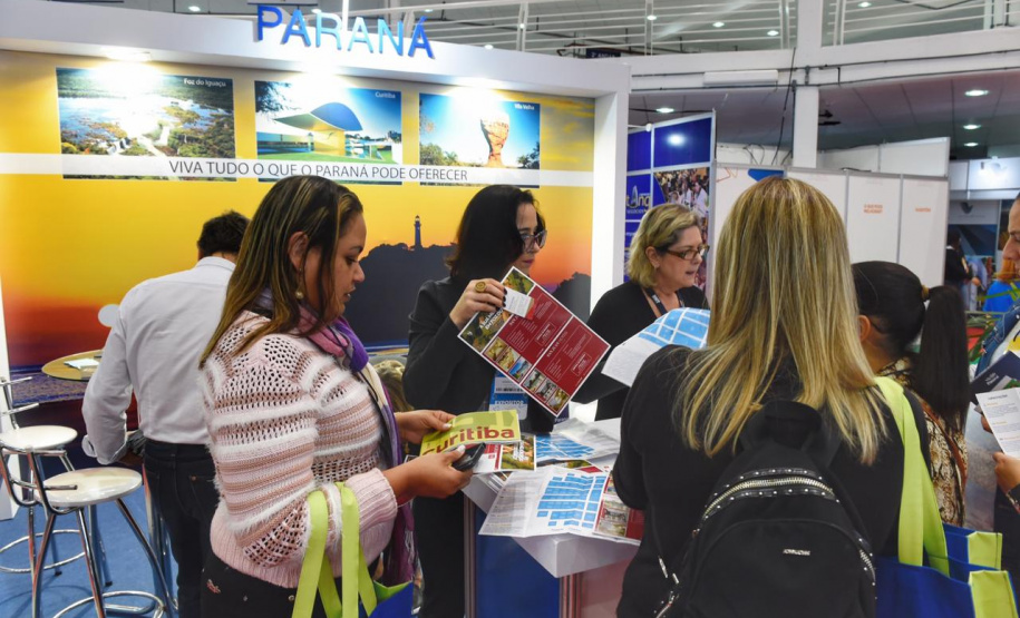 O Governo do Paraná apresentou as atrações turísticas do Estado durante a tradicional Feira BNT Mercosul, realizada neste final de semana. A edição de 2019 comemorou os 25 anos do evento e foi realizada em Itajaí (SC), com programação também em Balneário Camboriú e no Beto Carrero World.  -  Itajaí (SC), 26/05/2019  -  Foto:  Divulgação Paraná Turismo
