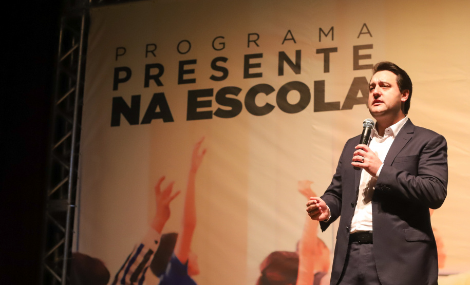O governador Carlos Massa Ratinho Junior e o secretário da Educação e Esporte, Renato Feder, apresentaram nesta segunda-feira (27/05) o programa Escola Presente, criado para evitar o abandono escolar.Curitiba, 27-05-19.Foto: -  Foto: Rodrigo Félix Leal/ANPr