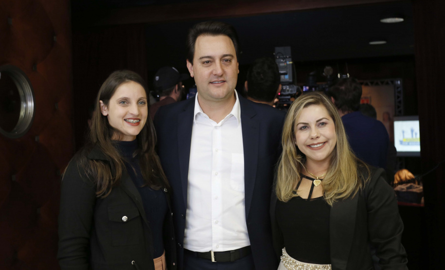 O governador Carlos Massa Ratinho Junior e o secretário da Educação e Esporte, Renato Feder, apresentaram nesta segunda-feira (27/05) o programa Escola Presente, criado para evitar o abandono escolar.Curitiba, 27-05-19.Foto: Arnaldo Alves / ANPr.