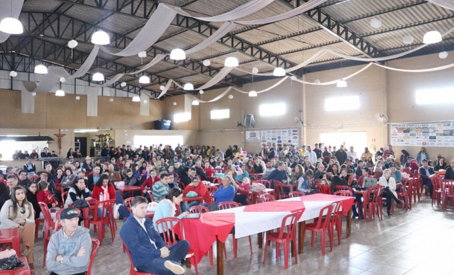 O diretor-presidente da Companhia de Saneamento do Paraná (Sanepar), Claudio Stabile, anunciou investimentos que já estão sendo feitos e as obras previstas para o município de Candói.  -  Foto: Divulgação Sanepar