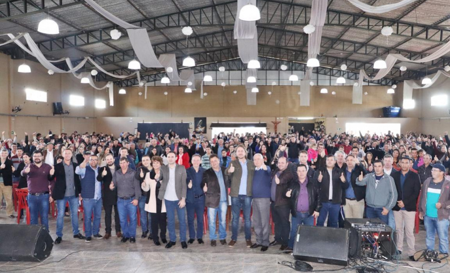 O diretor-presidente da Companhia de Saneamento do Paraná (Sanepar), Claudio Stabile, anunciou investimentos que já estão sendo feitos e as obras previstas para o município de Candói.  -  Foto: Divulgação Sanepar