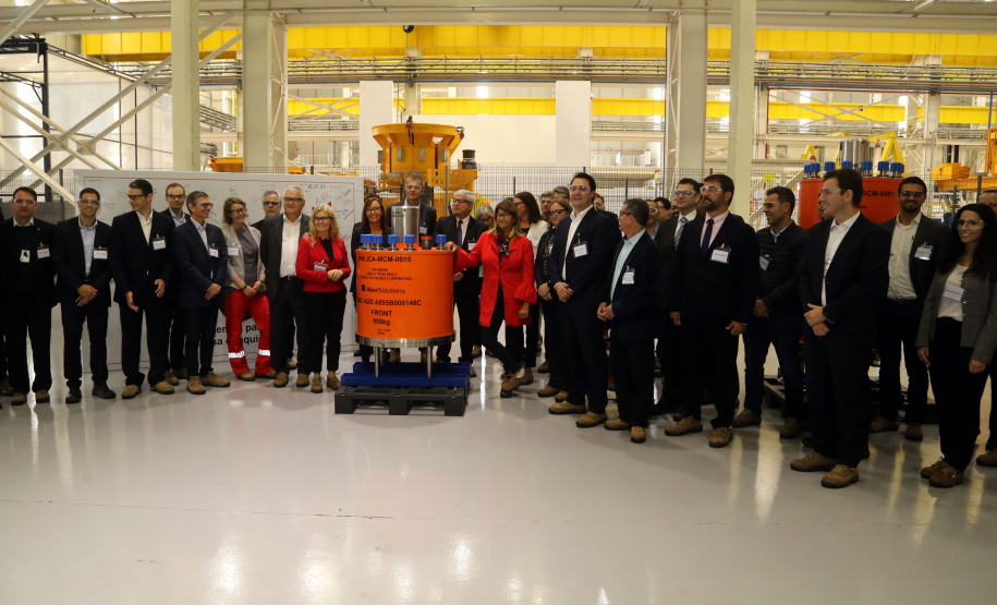 O governador Carlos Massa Ratinho Junior conheceu nesta segunda-feira (27) o primeiro projeto internacional da Aker Solutions desenvolvido integralmente no Paraná, na sede da fábrica, em São José dos Pinhais.Foto: Gilson Abreu/ANPr