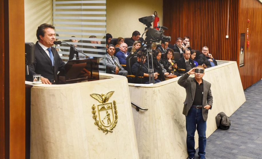A Assembleia Legislativa homenageou nesta segunda-feira (27), em sessão solene, a Paraná Turismo, que completa 50 anos de serviços prestados ao Estado