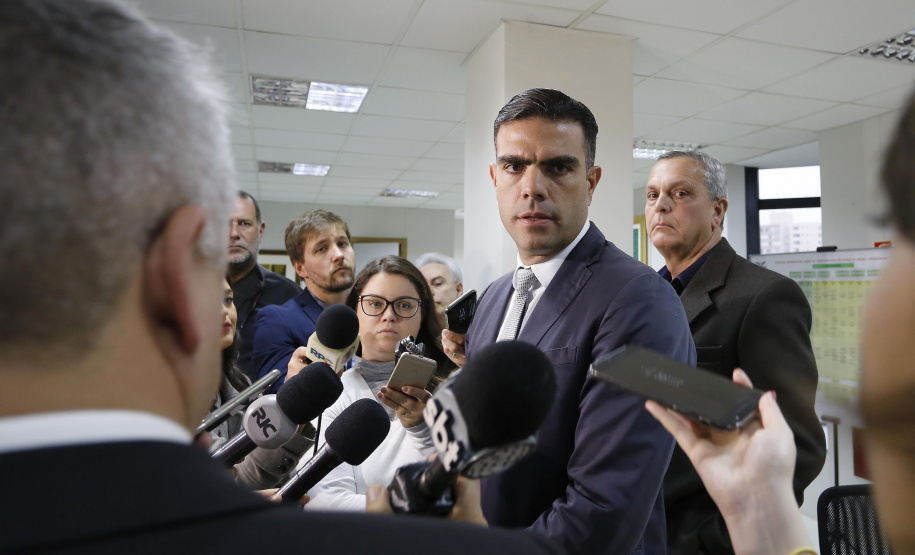 Coletiva na Delegacia de Combate a Corrupção, sobre a Operação Peça Chave. N/F: diretor geral da secretaria de Administração e Previdência, Braulio Cesco Fleury.Curitiba, 28-05-19Foto: Arnaldo Alves / ANPr.