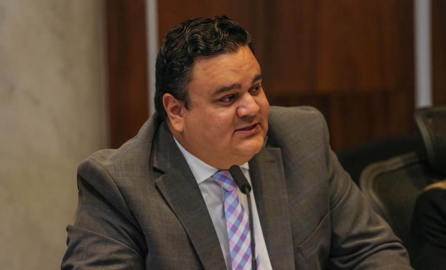 Governador Carlos Massa Ratinho Júnior, durante reunião com a equipe de governo. Na foto, o secretário da Controladoria Geral do Estado, Raul Siqueira  - Curitiba, 29/05/2019 -Foto: Geraldo Bubniak/ANPr