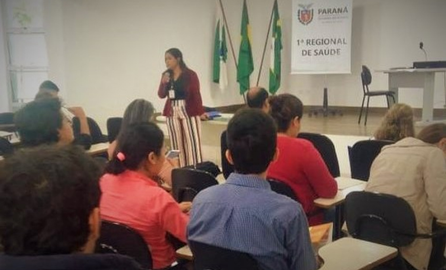 A Secretaria da Saúde do Paraná (Sesa) realiza nesta quarta-feira (29) capacitação de profissionais na 1ª Regional de Paranaguá para atualização no manejo clínico, assistência e diagnóstico da febre maculosa, porque a região já registra cinco casos da doença neste ano. No estado todo, são sete os casos confirmados e 33 notificações da doença do início do ano até agora. - Curitiba, 29/05/2019 - Foto: Divulgação SESA