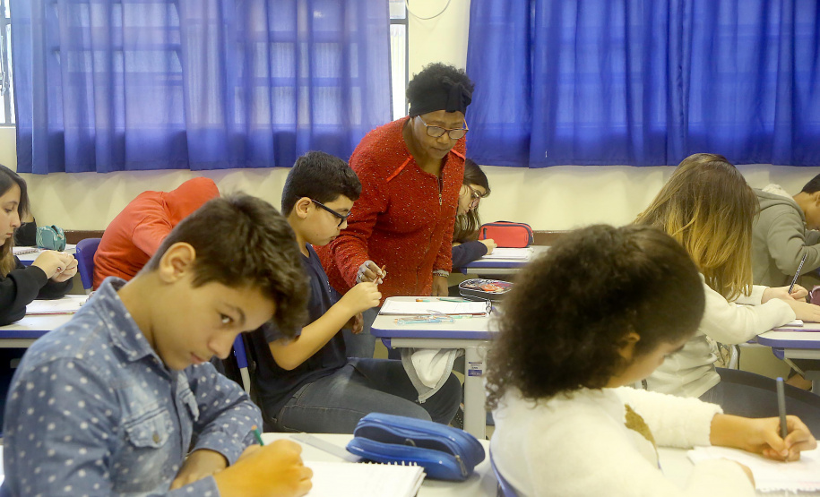 Presença policial transforma ambiente escolar e entorno em Foz do Iguaçu. Foto: Jaelson Lucas/AENPr