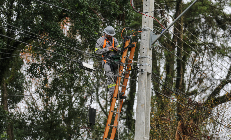 Vendavais e granizo afetam mais de sete mil pessoas no Paraná. Foto: Geraldo Bubniak/ANPr