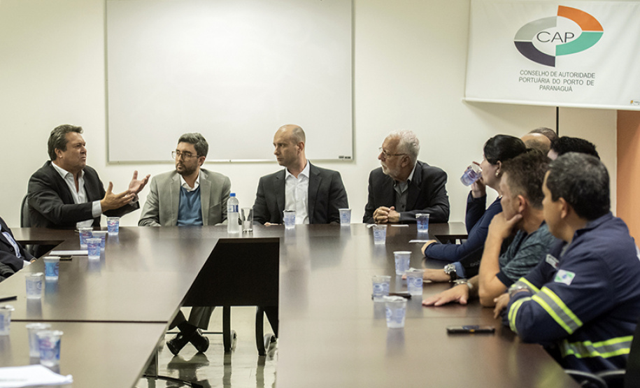 A Secretaria de Estado do Desenvolvimento Sustentável e do Turismo estuda a possibilidade de navios de cruzeiro (turísticos) fazerem a parada no Litoral do Paraná, qual a logística e operação necessária e quais os atrativos turísticos que podem ser explorados na região. Foto: Claudio Neves/Appa