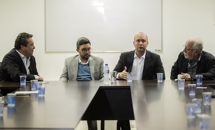 A Secretaria de Estado do Desenvolvimento Sustentável e do Turismo estuda a possibilidade de navios de cruzeiro (turísticos) fazerem a parada no Litoral do Paraná, qual a logística e operação necessária e quais os atrativos turísticos que podem ser explorados na região. Foto: Claudio Neves/Appa