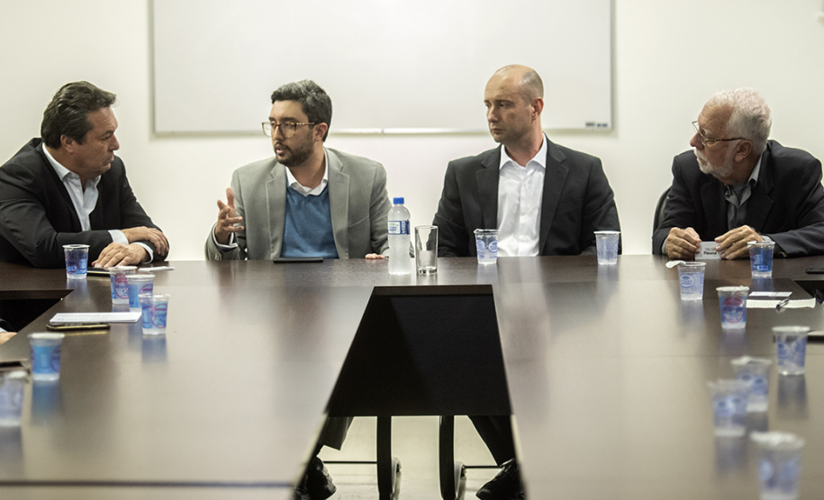 A Secretaria de Estado do Desenvolvimento Sustentável e do Turismo estuda a possibilidade de navios de cruzeiro (turísticos) fazerem a parada no Litoral do Paraná, qual a logística e operação necessária e quais os atrativos turísticos que podem ser explorados na região. Foto: Claudio Neves/Appa