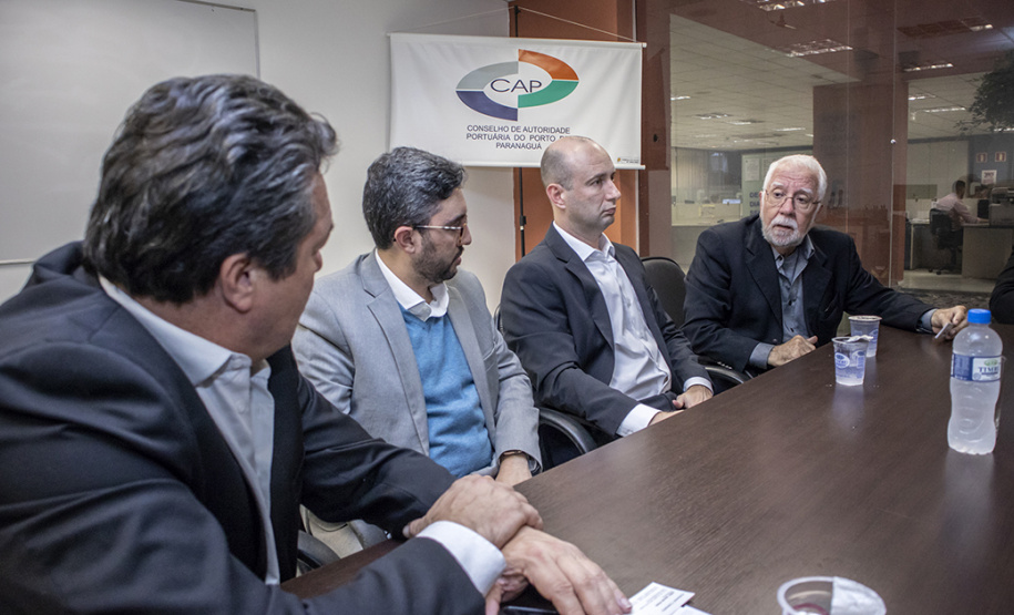 A Secretaria de Estado do Desenvolvimento Sustentável e do Turismo estuda a possibilidade de navios de cruzeiro (turísticos) fazerem a parada no Litoral do Paraná, qual a logística e operação necessária e quais os atrativos turísticos que podem ser explorados na região. Foto: Claudio Neves/Appa