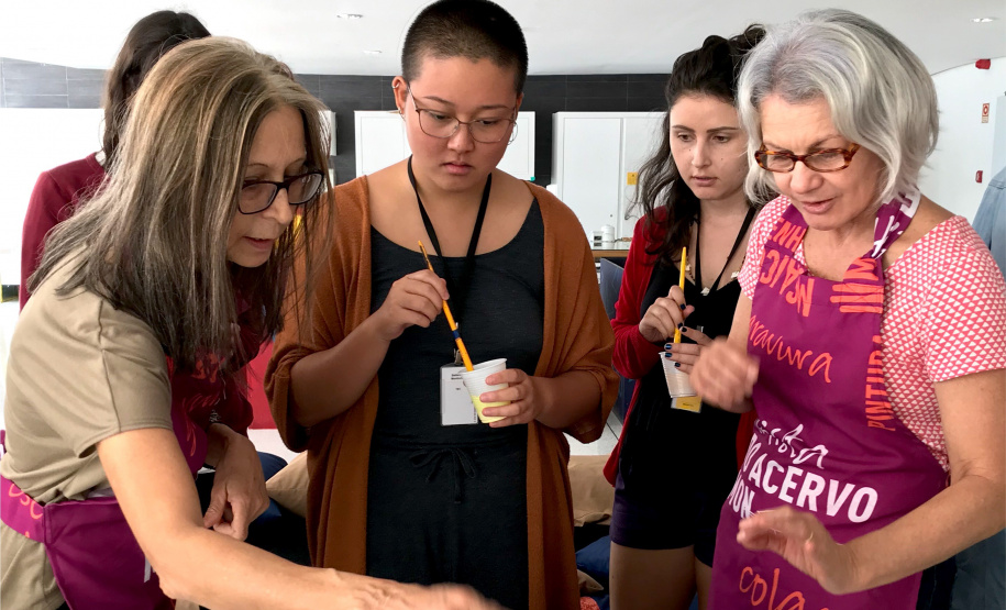 Quem visitar o Museu Oscar Niemeyer neste domingo (02/06) poderá conferir as 14 exposições em cartaz e também participar de oficinas de arte gratuitas. Foto: Divulgação/MON