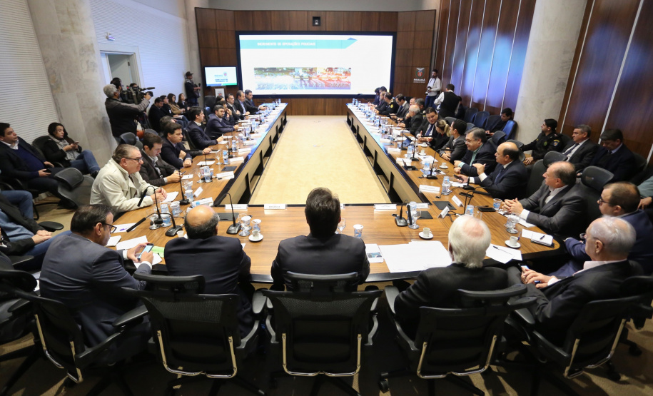 Governador Carlos Massa Ratinho Junior coordena reunião com a equipe de Governo  -  Curitiba, 04/06/2019  -  Foto: José Fernando Ogura/ANPr