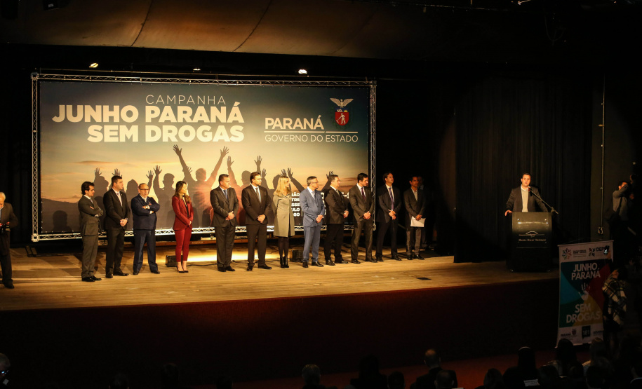 O governador Carlos Massa Ratinho Junior lança nesta terça-feira (04) no auditório Poty Lazzarotto do Museu Oscar Niemeyer, a campanha Junho Paraná Sem Drogas. O mês inteiro será dedicado à conscientização e prevenção quanto ao uso de entorpecentes. Curitiba, 04/06/2019 -Foto: Geraldo Bubniak/ANPr