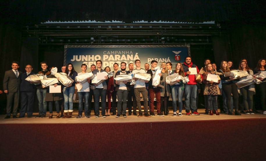 O governador Carlos Massa Ratinho Junior lança nesta terça-feira (04) no auditório Poty Lazzarotto do Museu Oscar Niemeyer, a campanha Junho Paraná Sem Drogas. O mês inteiro será dedicado à conscientização e prevenção quanto ao uso de entorpecentes. Curitiba, 04/06/2019 -Foto: Geraldo Bubniak/ANPr