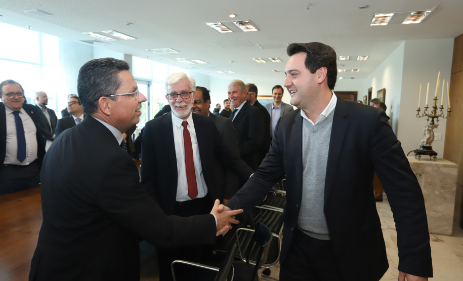 O governador Carlos Massa Ratinho Junior libera recursos para bolsas de pesquisa e extensão, para pesquisadores das universidades e institutos de pesquisa do Paraná.Curitiba, 04-06-19.Foto: Rodrigo Félix Leal/ANPr