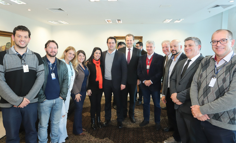 O governador Carlos Massa Ratinho Junior libera recursos para bolsas de pesquisa e extensão, para pesquisadores das universidades e institutos de pesquisa do Paraná.Curitiba, 04-06-19.Foto: Rodrigo Félix Leal/ANPr