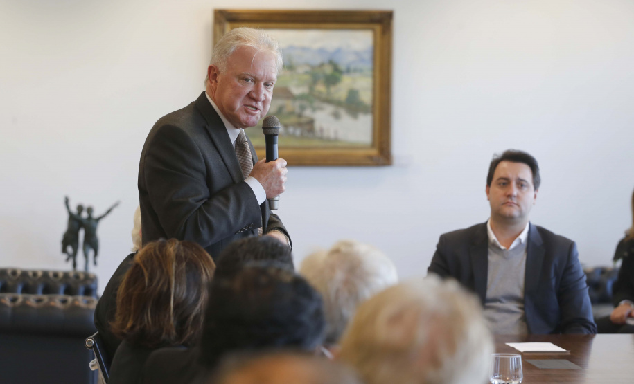 O governador Carlos Massa Ratinho Junior libera recursos para bolsas de pesquisa e extensão, para pesquisadores das universidades e institutos de pesquisa do Paraná.Curitiba, 04-06-19.Foto: Arnaldo Alves/ANPr