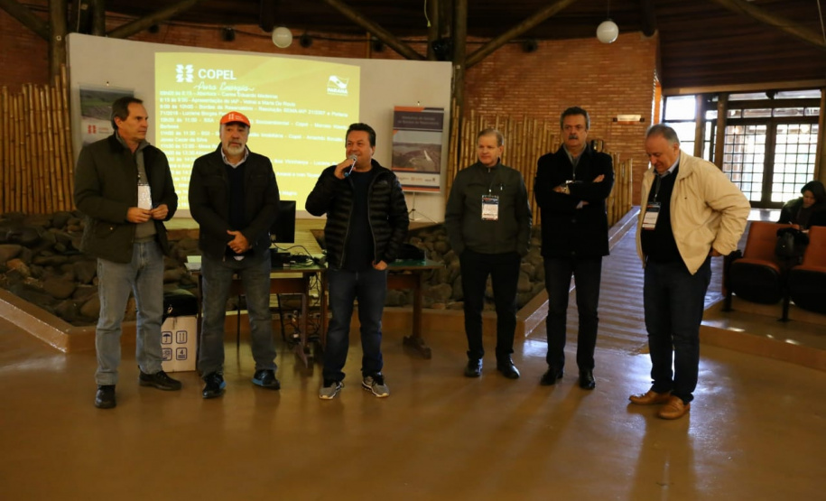 A Companhia de Energia Elétrica (Copel) promoveu nesta quinta-feira (06), emparceria com Secretaria de Estado do Desenvolvimento Sustentável e doTurismo e o Instituto Ambiental do Paraná (IAP), o Workshop de Gestão deBordas de Reservatório, realizado no Centro de Eventos de Faxinal do Céu, nomunicípio de Pinhão.  Faxinal do Céu, 06/06/2019  -  Foto: Valdemir Daniel Cavalheiro / Copel