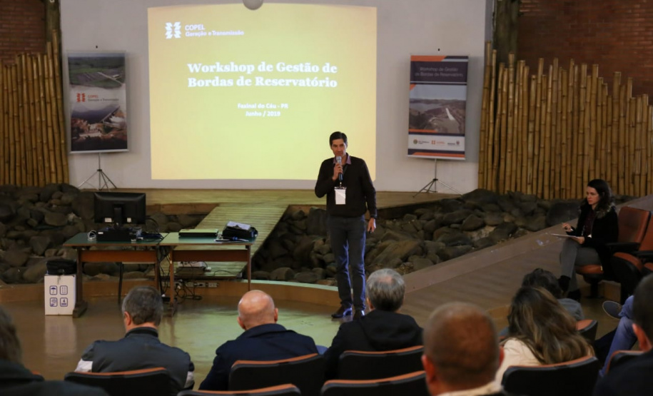 A Companhia de Energia Elétrica (Copel) promoveu nesta quinta-feira (06), emparceria com Secretaria de Estado do Desenvolvimento Sustentável e doTurismo e o Instituto Ambiental do Paraná (IAP), o Workshop de Gestão deBordas de Reservatório, realizado no Centro de Eventos de Faxinal do Céu, nomunicípio de Pinhão.  Faxinal do Céu, 06/06/2019  -  Foto: Valdemir Daniel Cavalheiro / Copel